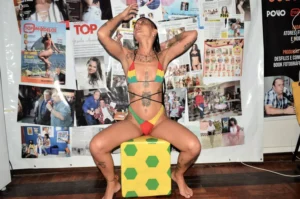 Caroleta Roots