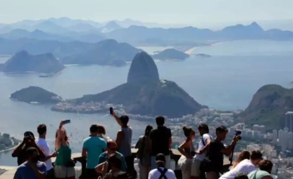 Escola Carioca de Turismo