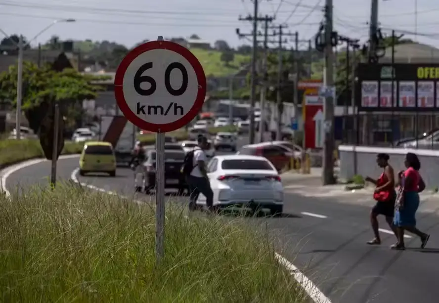 Rodovia em Tribobó