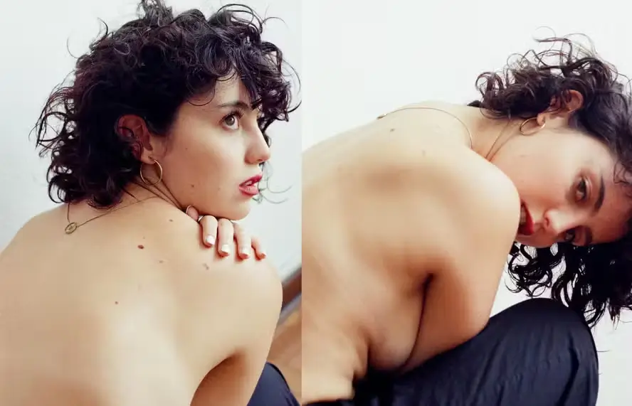 Valentina Daniel de topless