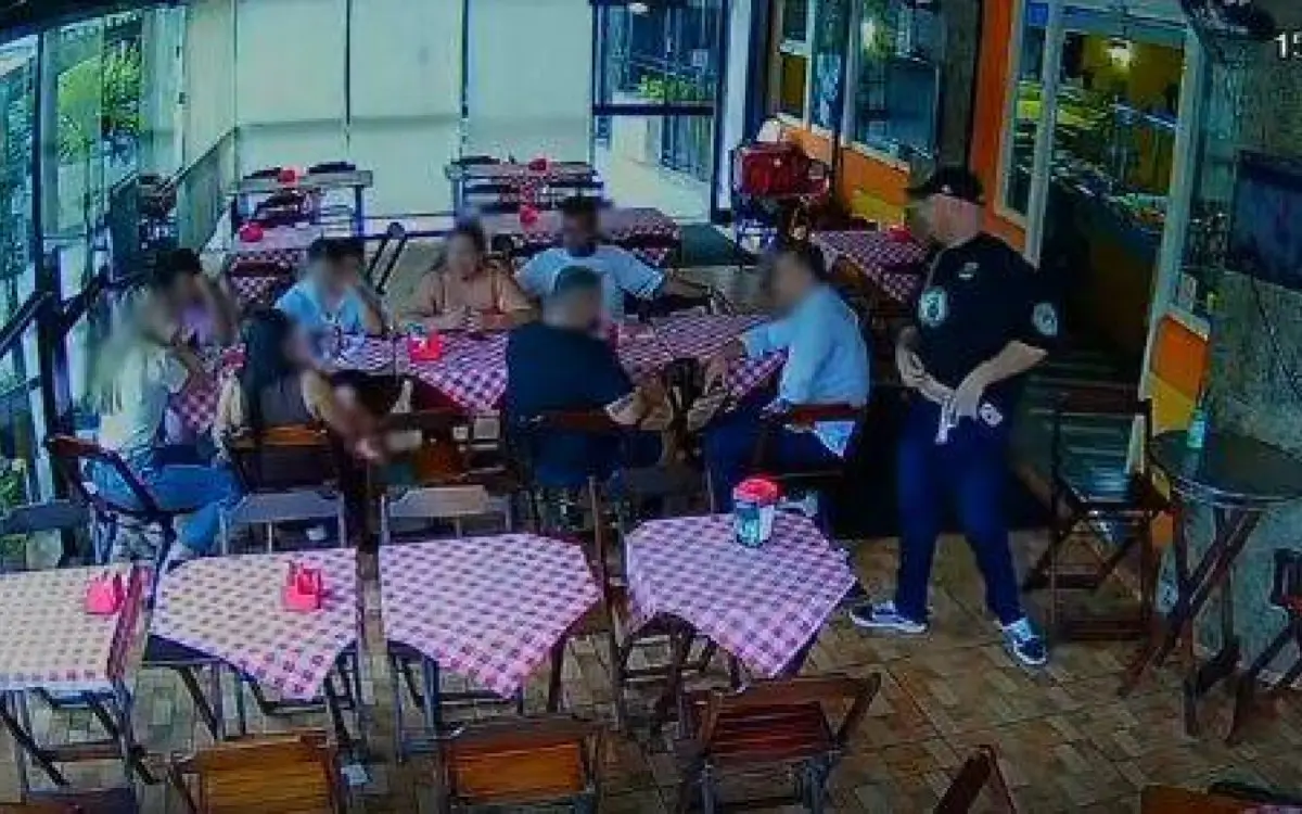 Assalto em restaurante no Recreio