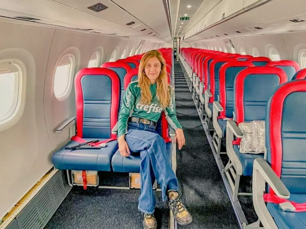 Avião de Leila