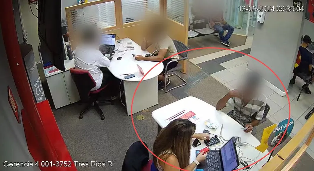 Gerente de banco é presa em Três Rios