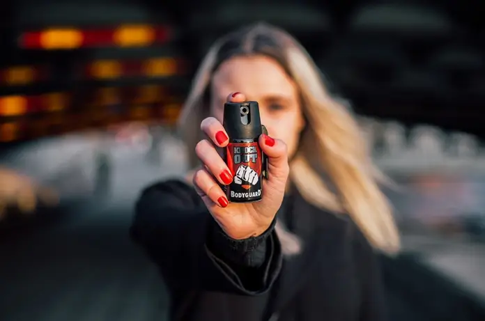 Lei permite que mulheres portem spray de pimenta