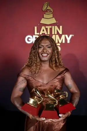Liniker brilha no Latin GRAMMY 2025