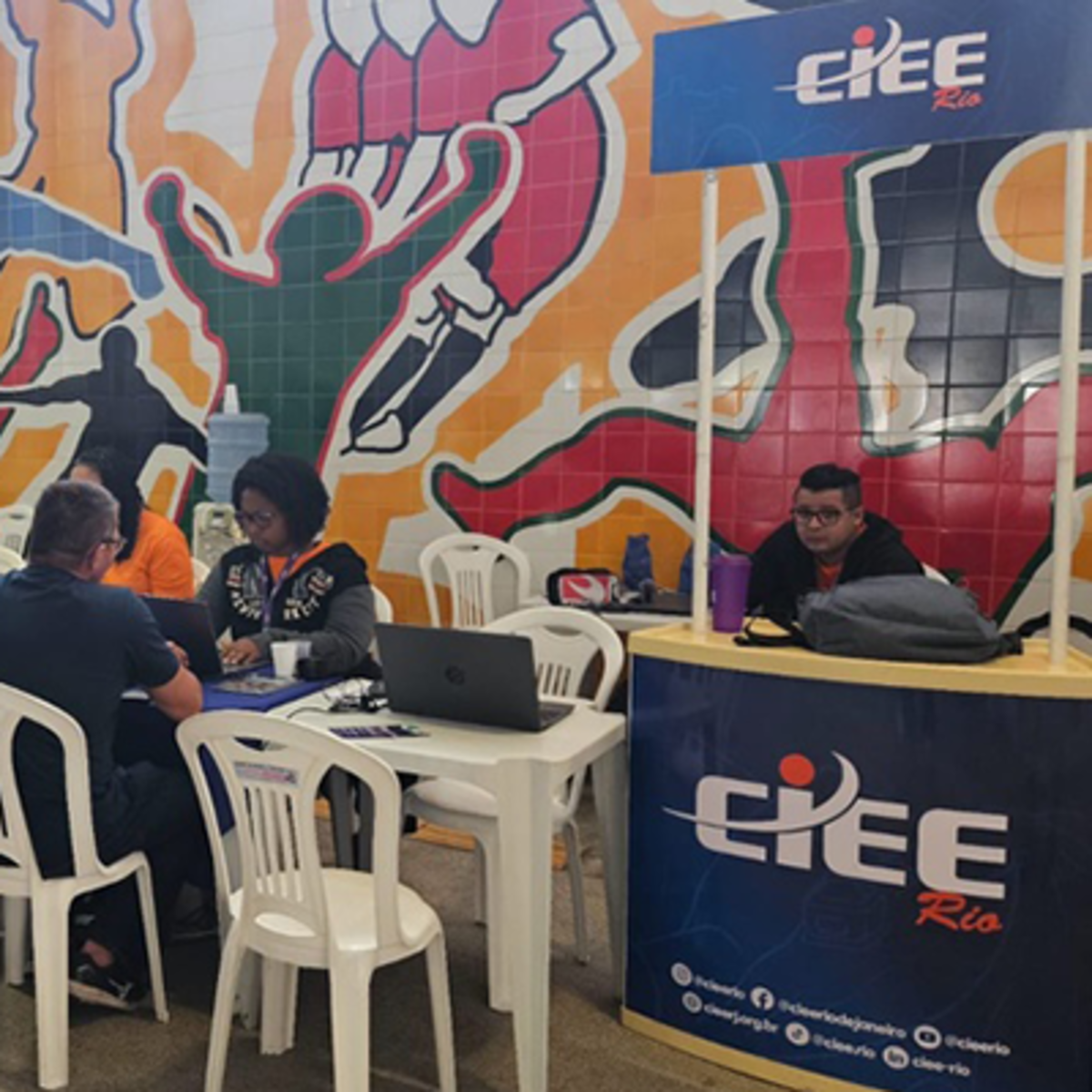 mutirão de estágio do CIEE