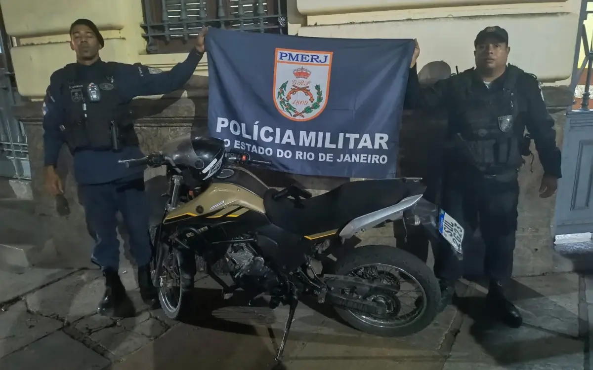 Moto roubada foi apreendida