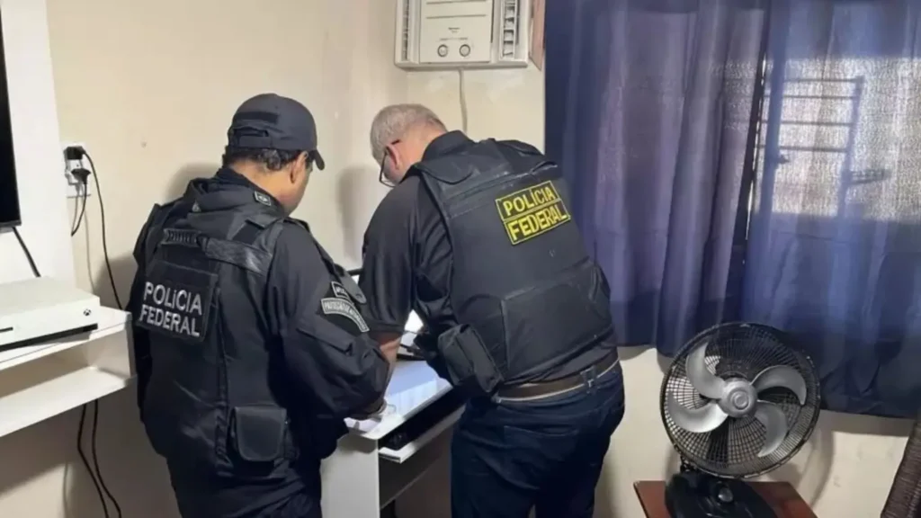 PF prende suspeito no Rio