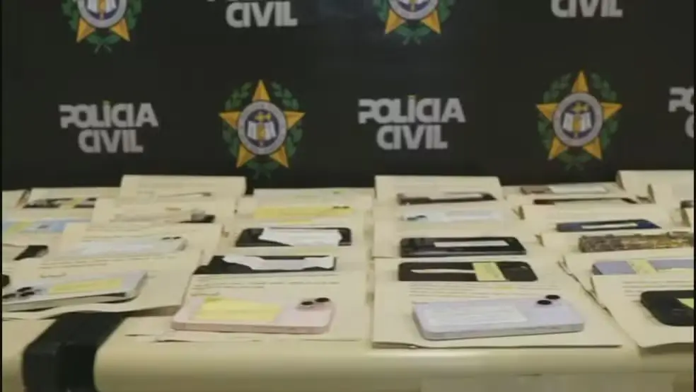Polícia Civil do RJ começa devolução de 1.600 celulares roubados e furtados