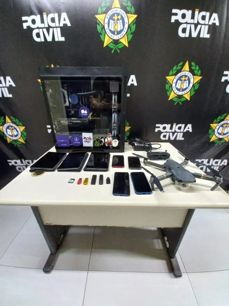 quadrilha de fake news