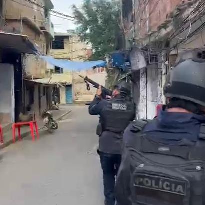 Agentes do 17º BPM