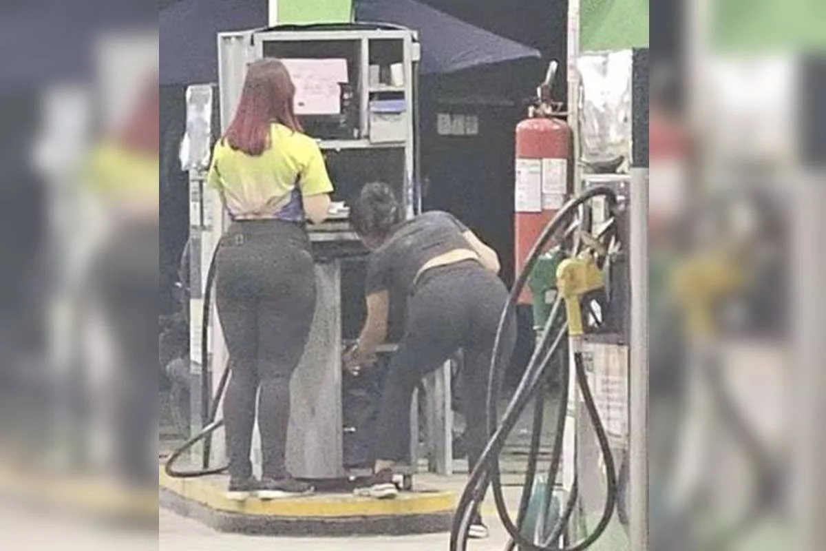 Posto exigia calça levanta-bumbum