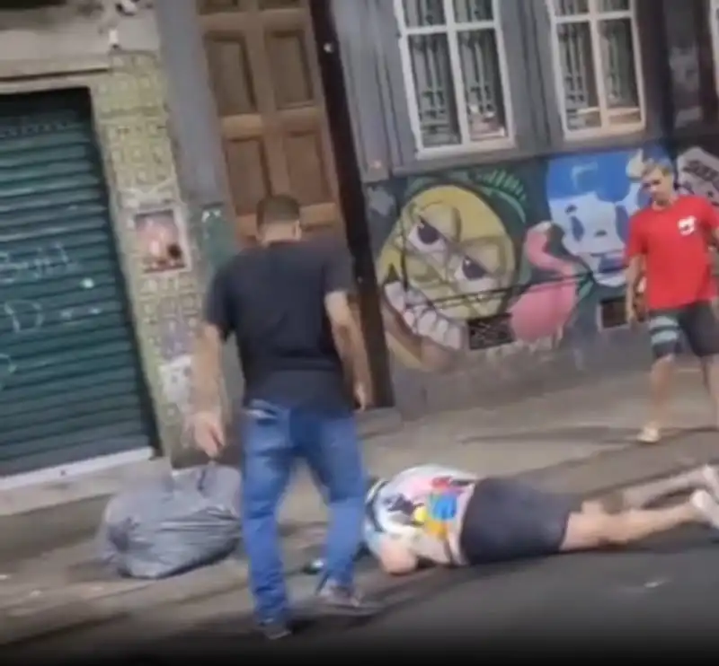 Turista é espancado na Lapa