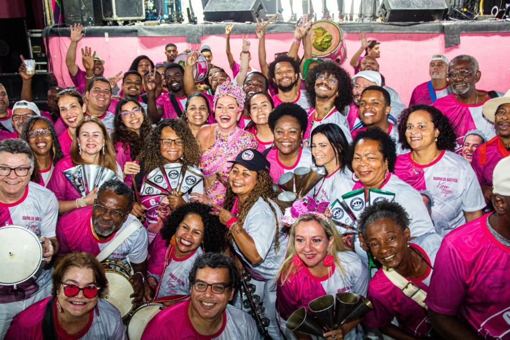 Unidos do Jacarezinho promove primeiro ensaio de rua rumo ao Carnaval 2026