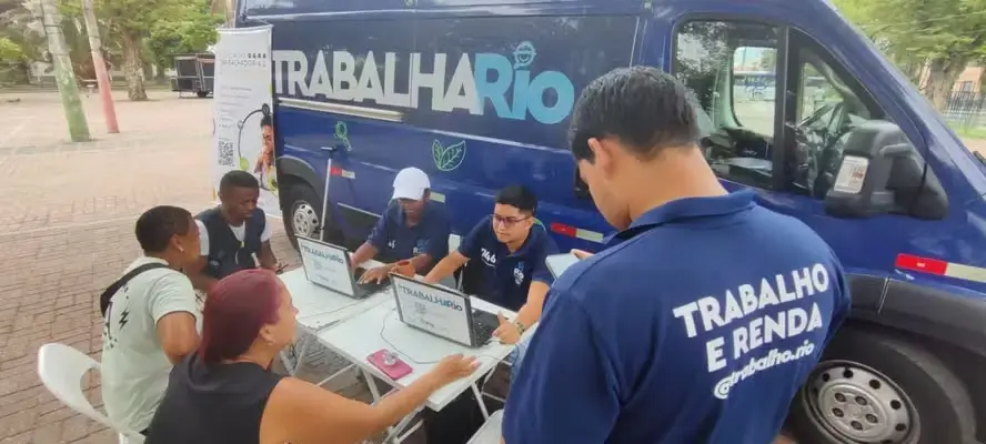 Van do Trabalha Rio
