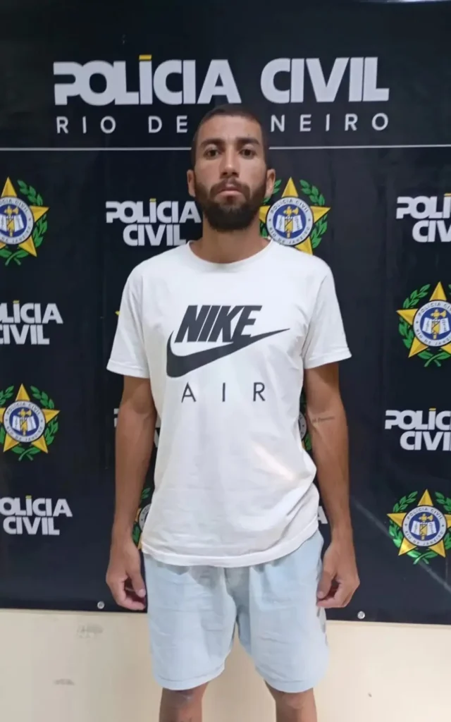 Homem identificado como R.d.S.M.