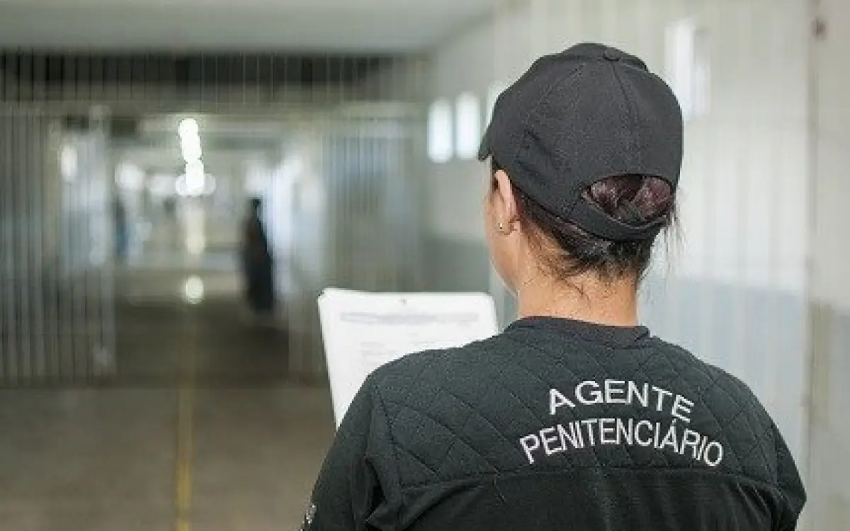 Agente penitenciário