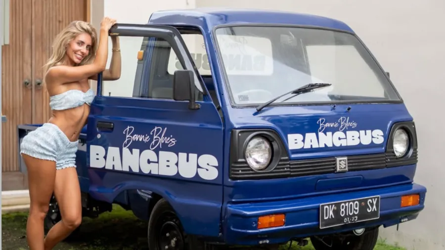 Bonnie Blue e o Ônibus do Sexo.