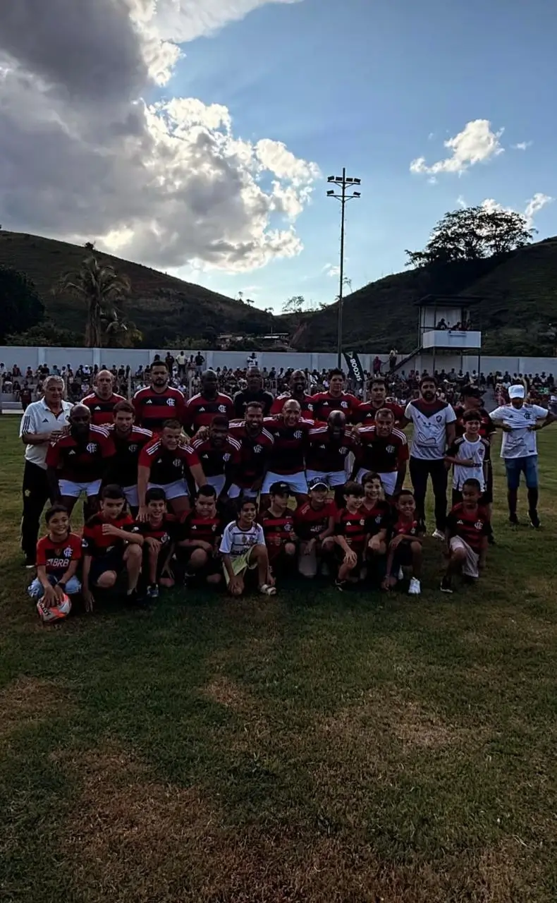 FlaMaster vence Lendas do União Futebol Clube