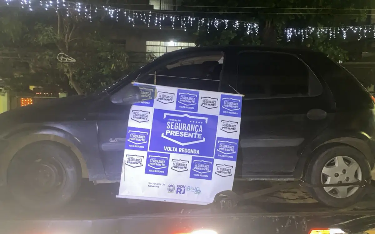 Homem foi localizado após câmeras da Ordem Pública identificarem o veículo utilizado por ele