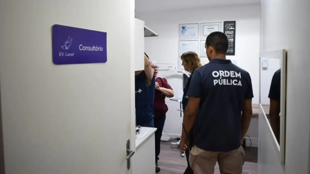 Operação interdita clínica estética no Centro