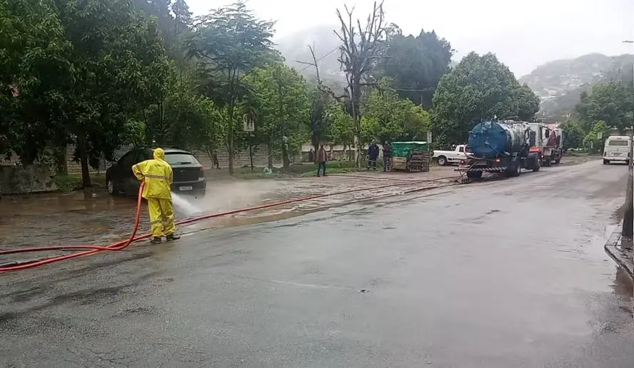 Petrópolis mantém estágio de atenção