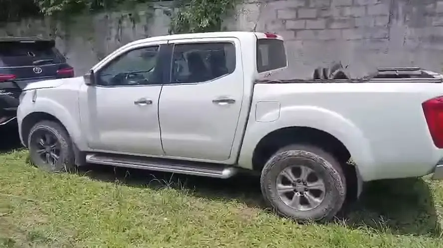Carros roubados foram recuperados em ação da Polícia Civil no Complexo do Chapadão