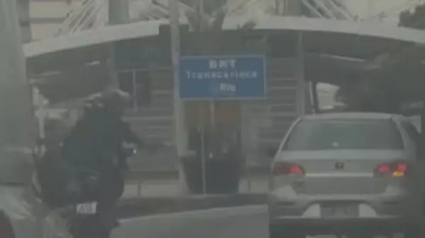 Imagens mostram o momento dos disparos