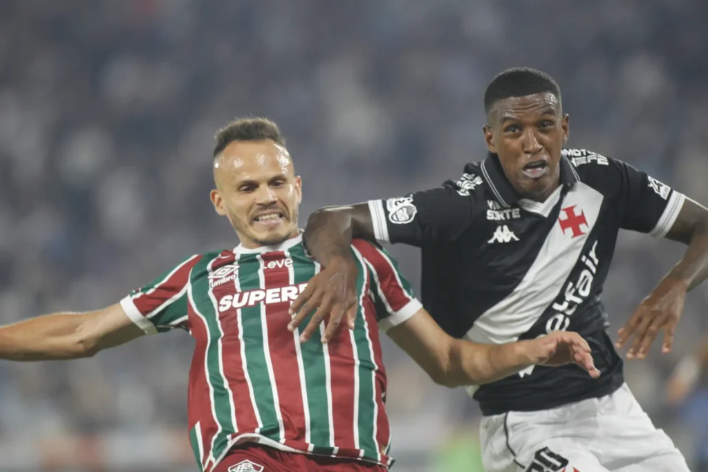 Vasco vira sobre o Fluminense