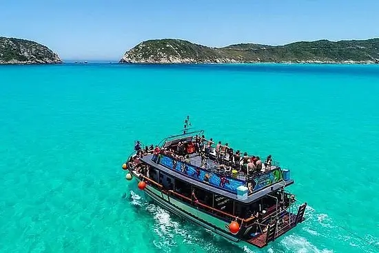 passeios de barco em Arraial do Cabo