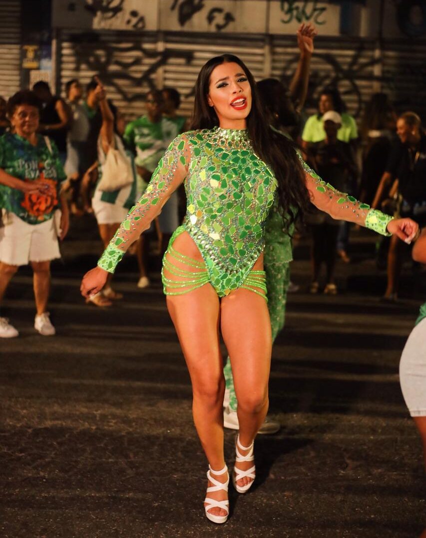 Ana Merhi no Carnaval
