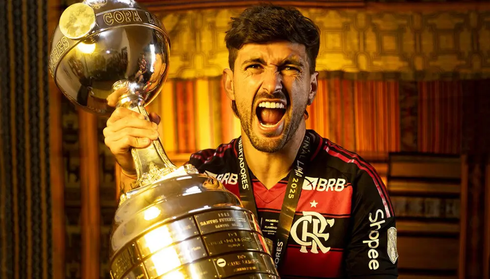 Arrascaeta leva o prêmio de Rei da América em votação do jornal El País
