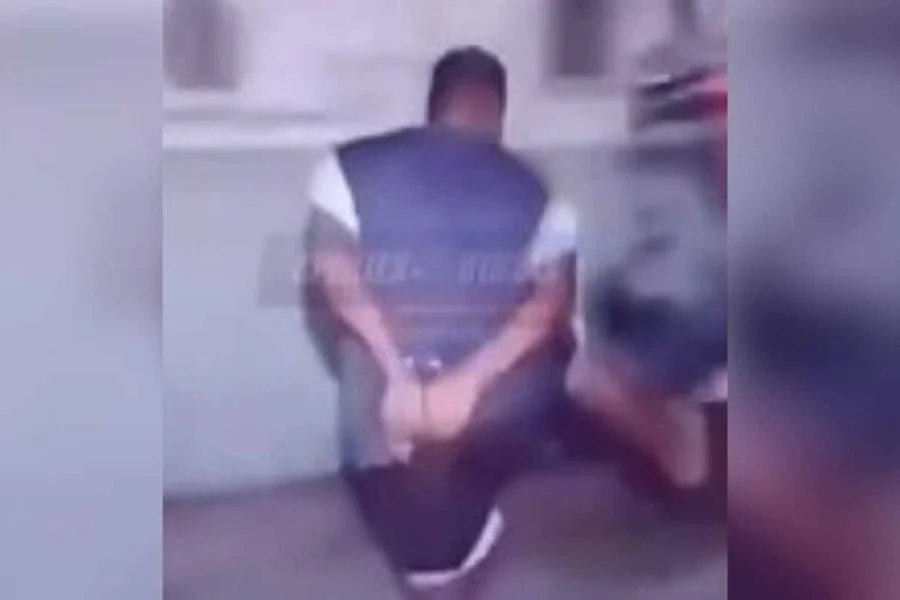 Bandido algemado agride jornalista