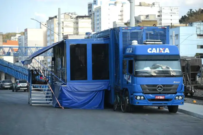 Caminhão da Caixa em Barra do Piraí