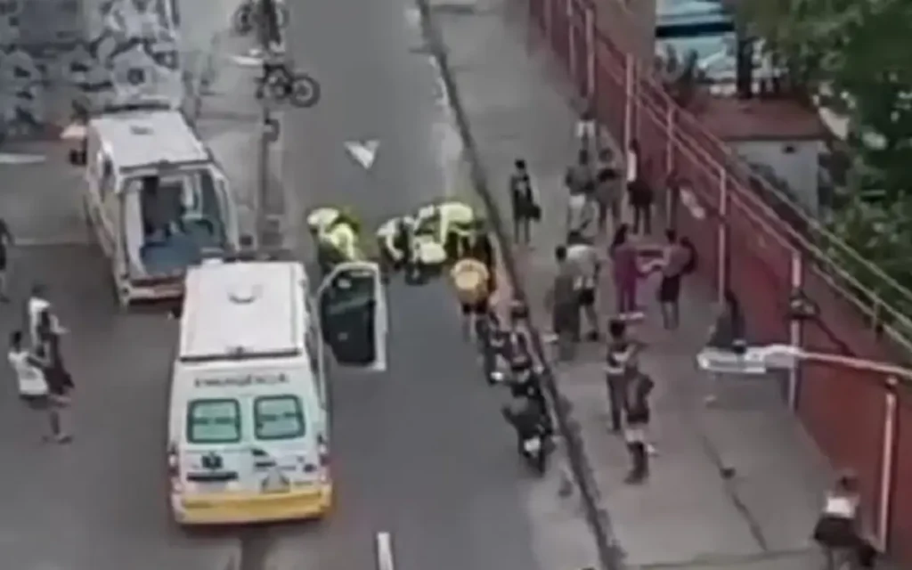 Vítimas foram arremessadas para uma via paralela após o impacto da colisão