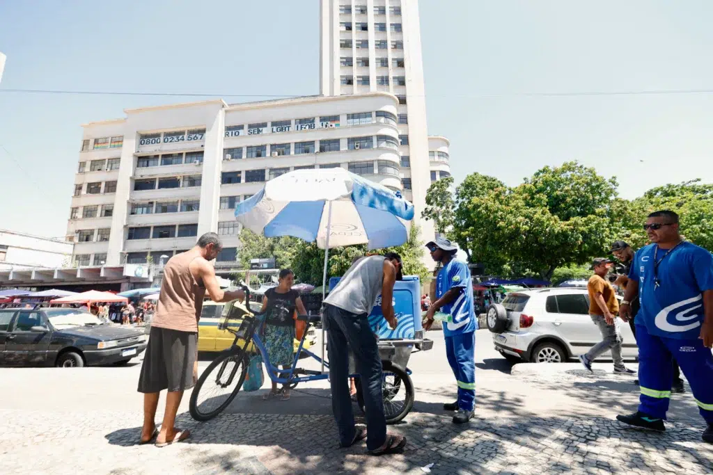 ações emergenciais de hidratação