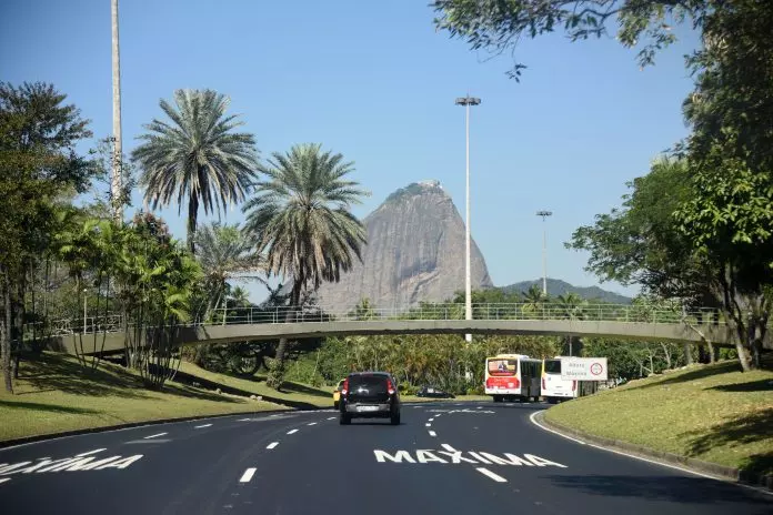 Trecho da Avenida Infante Dom Henrique