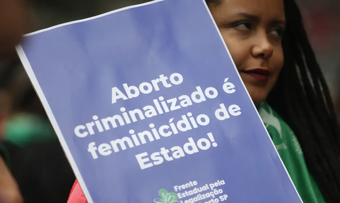 Protesto pede aborto legal