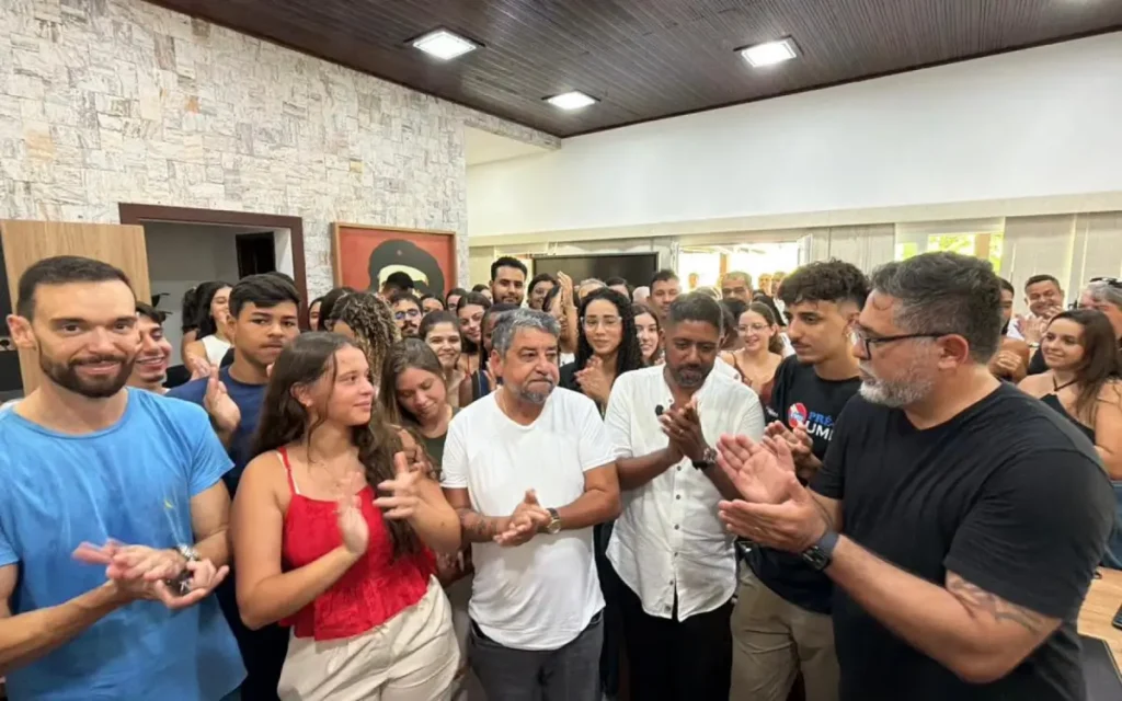 Prefeito Quaquá aumenta número de vagas para o Passaporte Universitário de Medicina