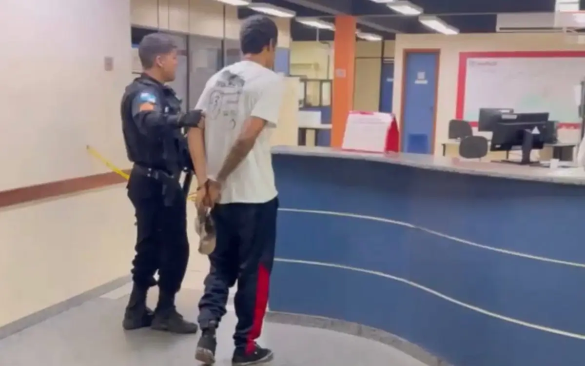 PM prende homem com mandado por tráfico em Itaocaia Valley