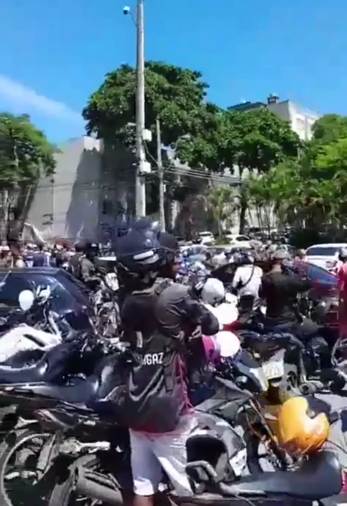 Protesto de motoboys em São João de Meriti