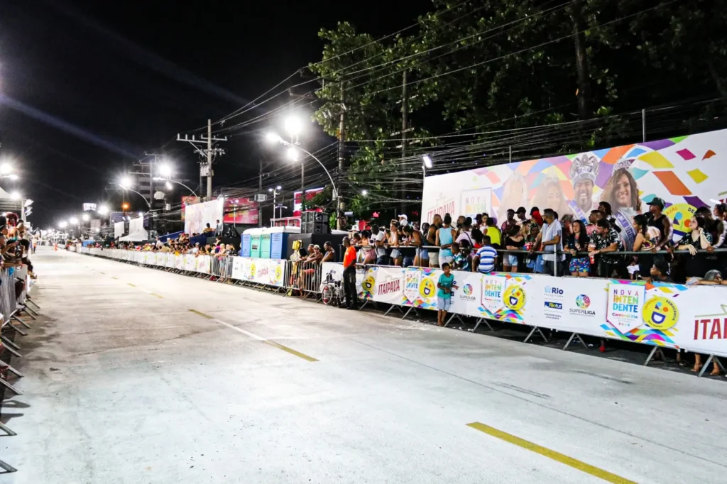 Carnaval na Intendente Magalhães