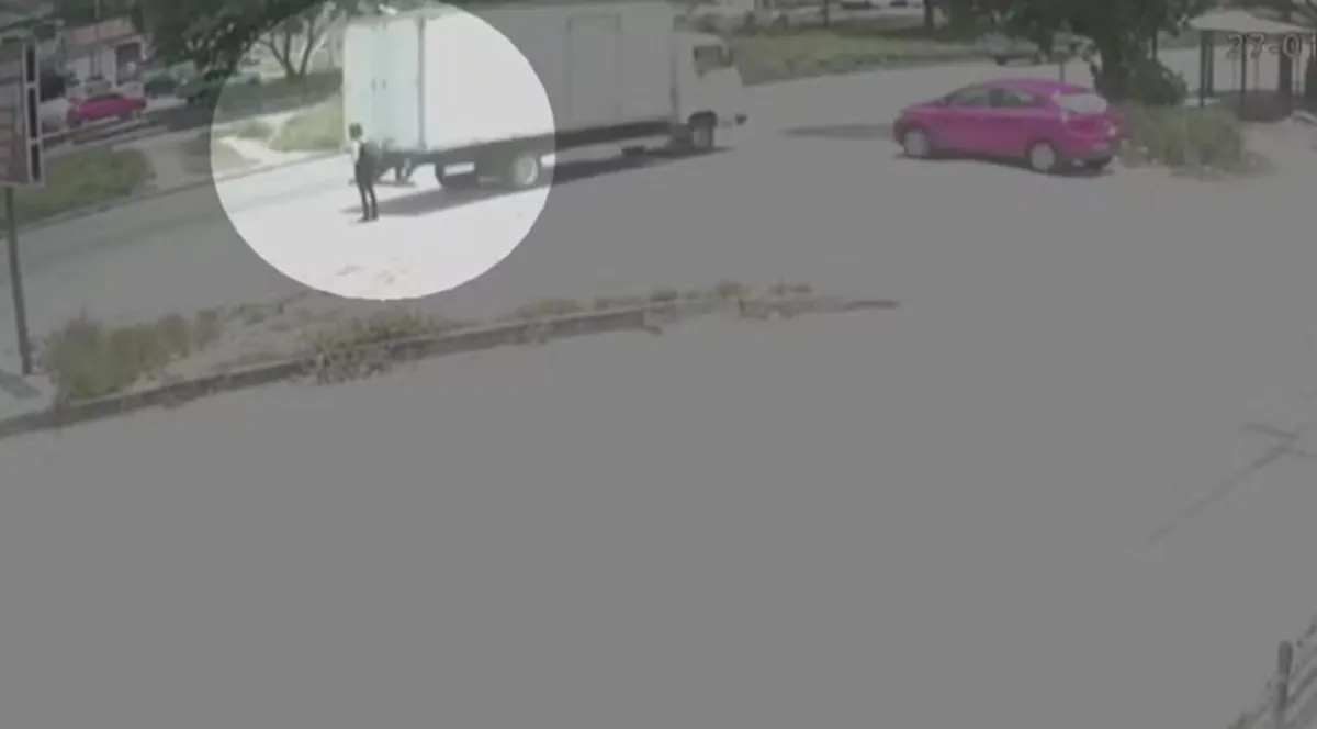 Mulher atropelada na RJ-104