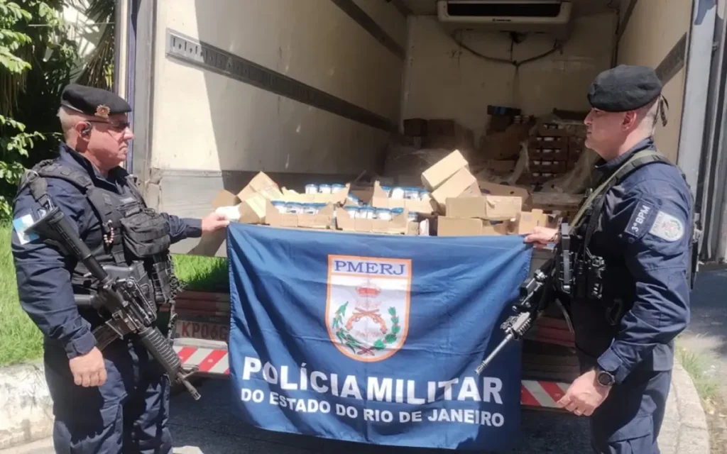 PM impede roubo de carga no Engenho de Dentro e resgata motorista