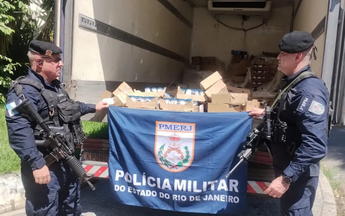PM impede roubo de carga no Engenho de Dentro e resgata motorista