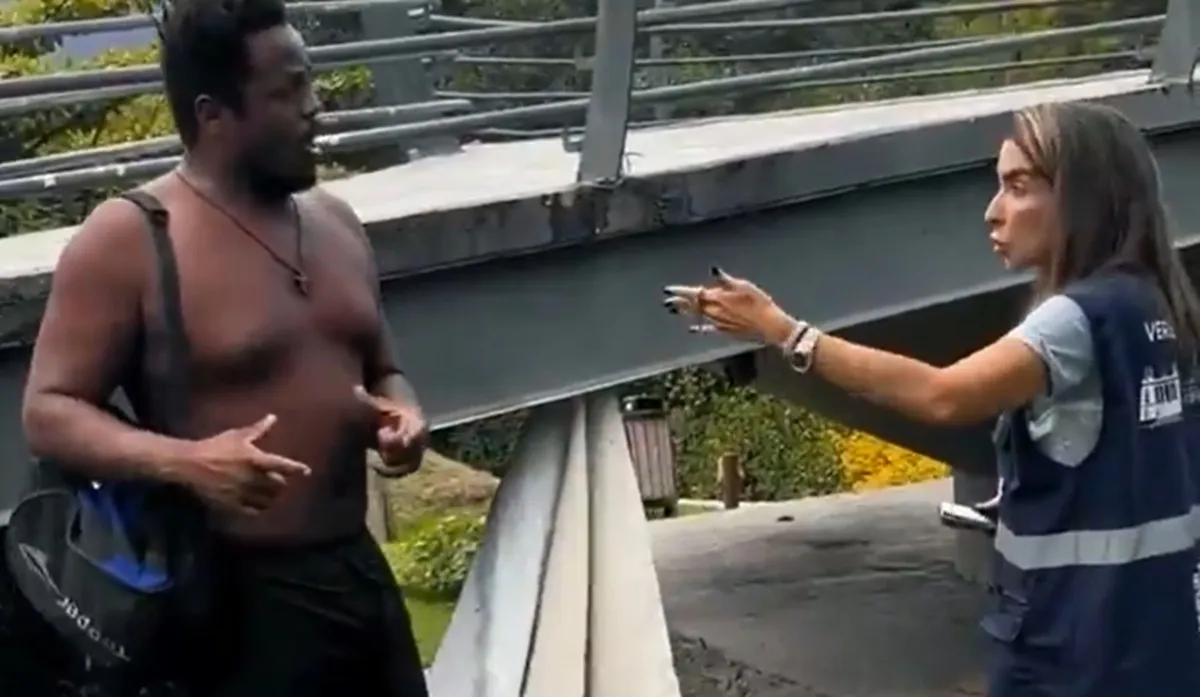 Talita Galhardo discutindo com morador de rua
