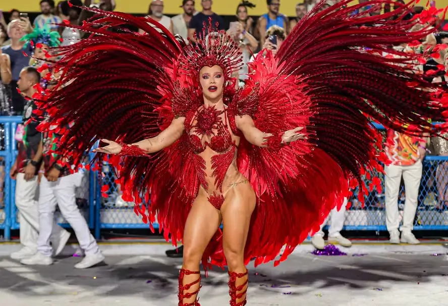 Virginia Fonseca na Grande Rio