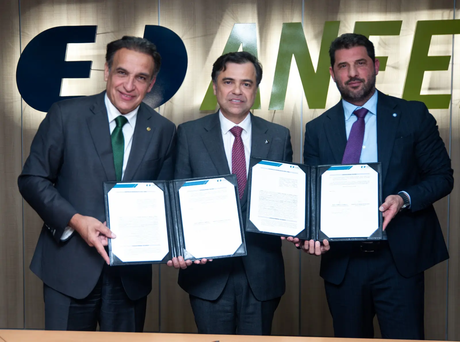 Agenersa e Aneel firmam convênio
