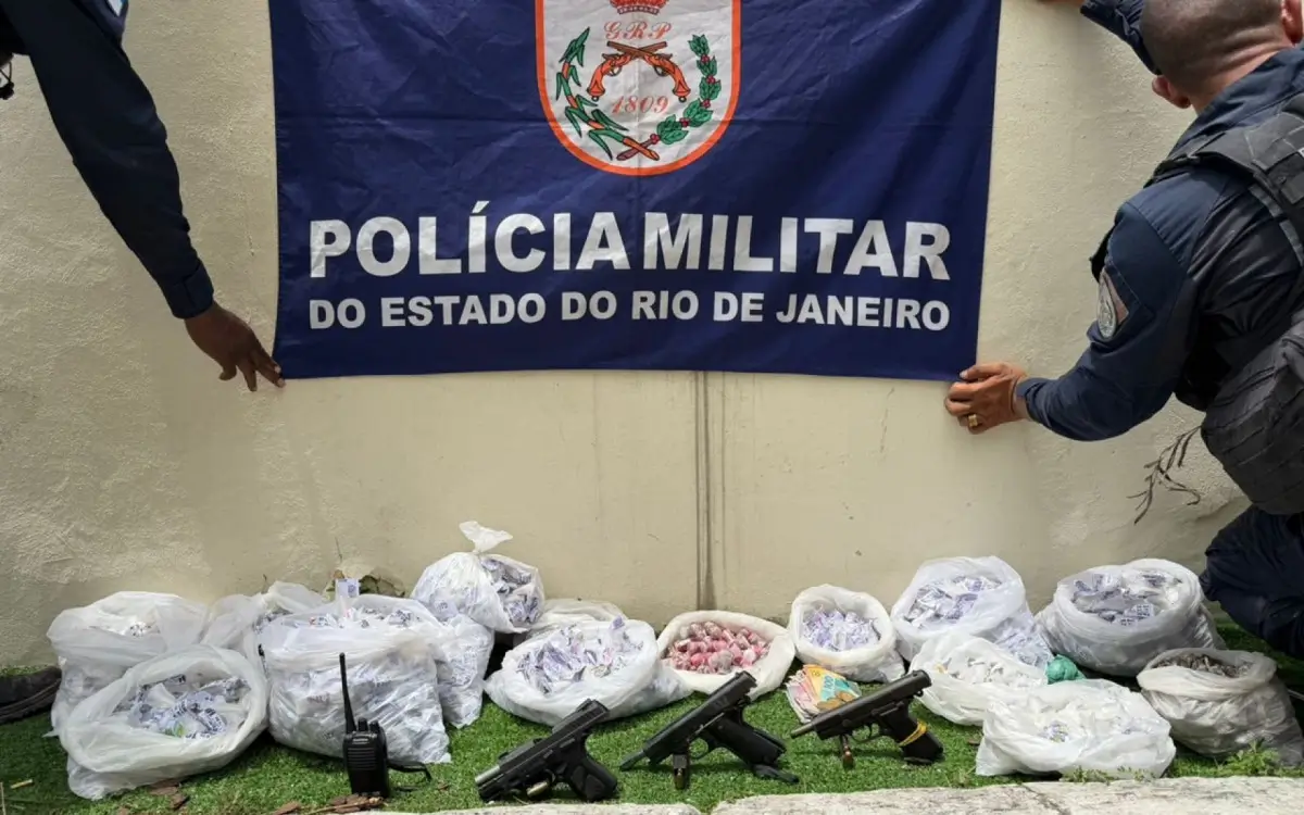 Material apreendido por agentes do 15º BPM