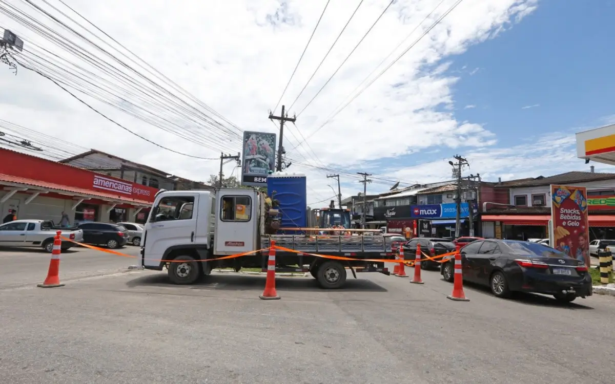 Desvio de trânsito em Manguinhos